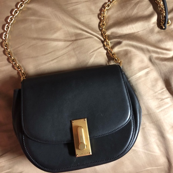 Marc Jacobs Handbags - Brand New Marc Jacobs Crossbody